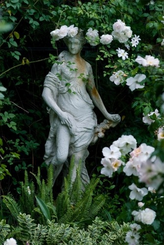 Garden Statues (12) | Decorating Ideas